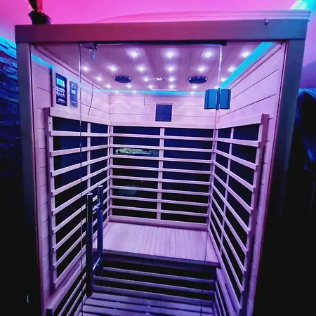 Gite Jacuzzi-sauna A Berlaimont: Confort Et Bien-etre Authentique - Fr-1-510-197